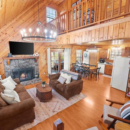 Firefly Lodge - Cozy 4 Bedroom Cabin Minutes To Helen Sautee Nacoochee Екстер'єр фото